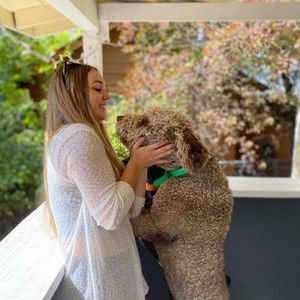 Meet your Posher, Alexis